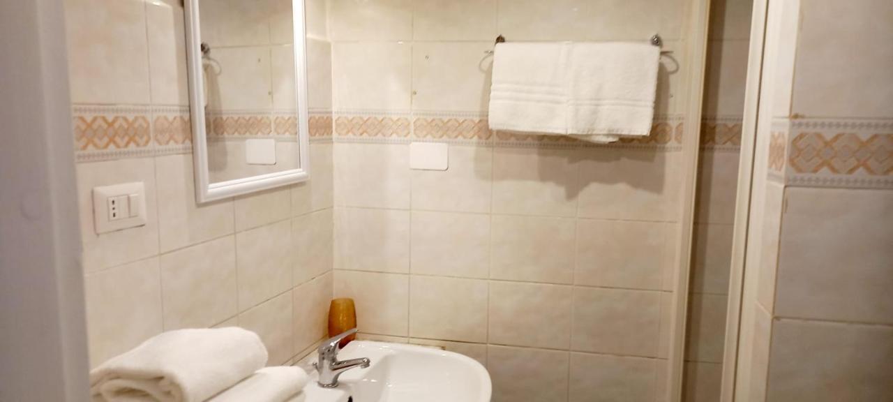 Charme De Rome Vatican Apartment Buitenkant foto